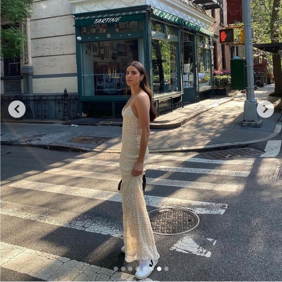 Camila Coelho Cream Maxi Dress - Picture 3 of 14